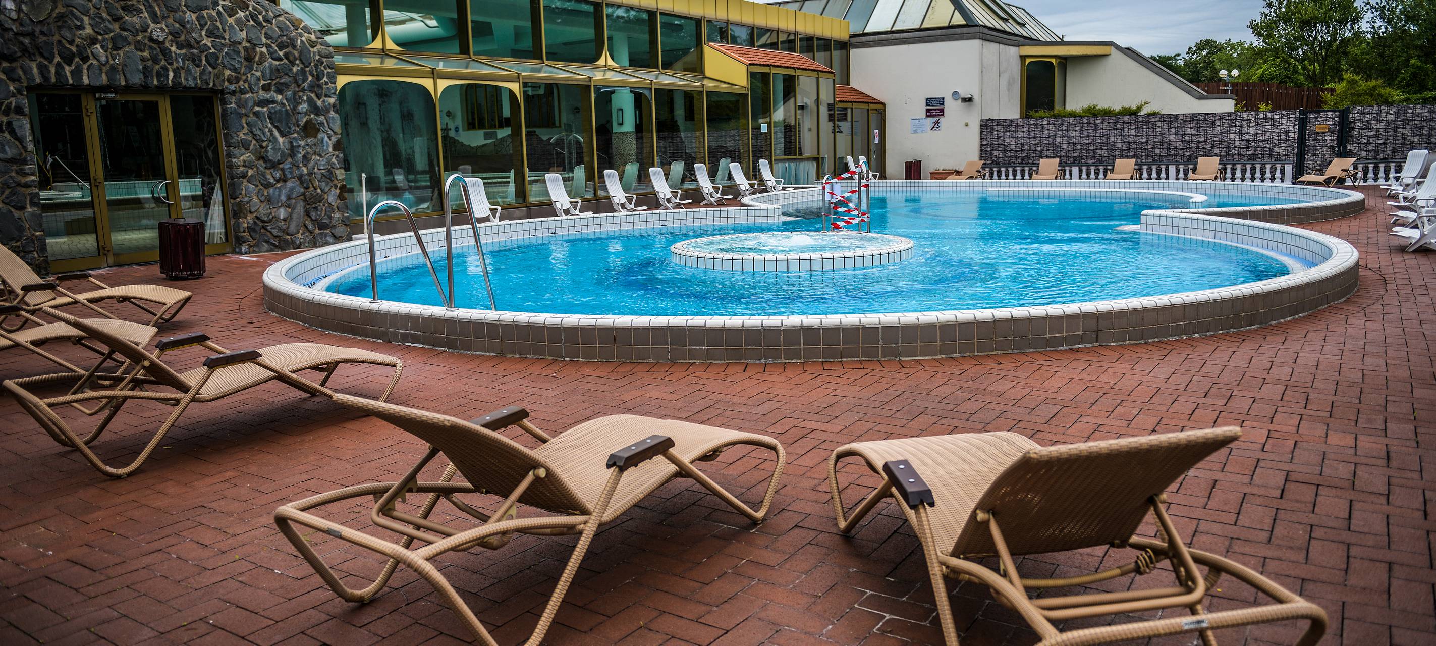 Niederrhein-Therme wird komplett neu gebaut