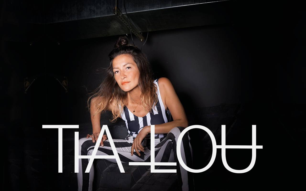 Tia Lou