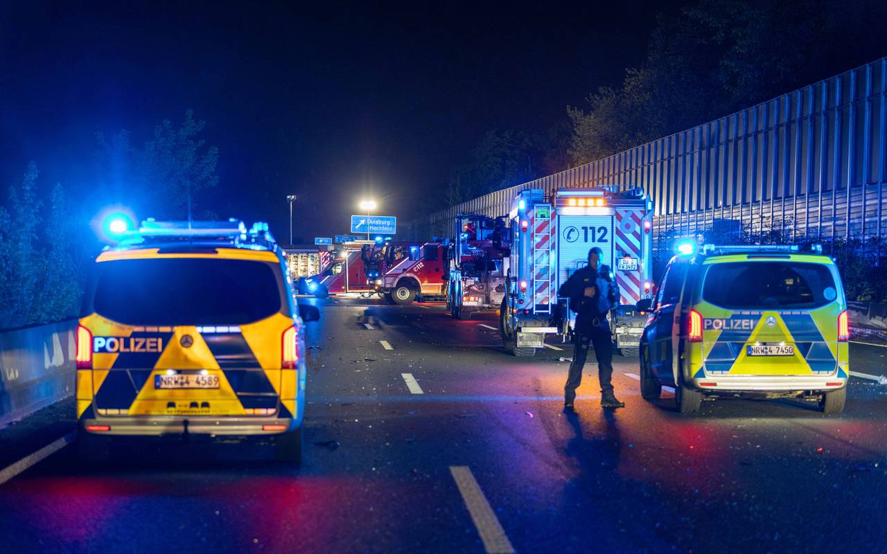 Die A59 zwischen Zentrum und Hochfeld war nach einem tödlichen Unfall in der Nacht auf Karfreitag (18.4.) stundenlang gesperrt.
