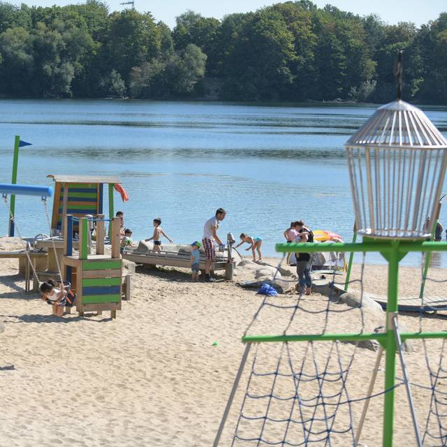 Wasserspielplatz am Uettelsheimer See
