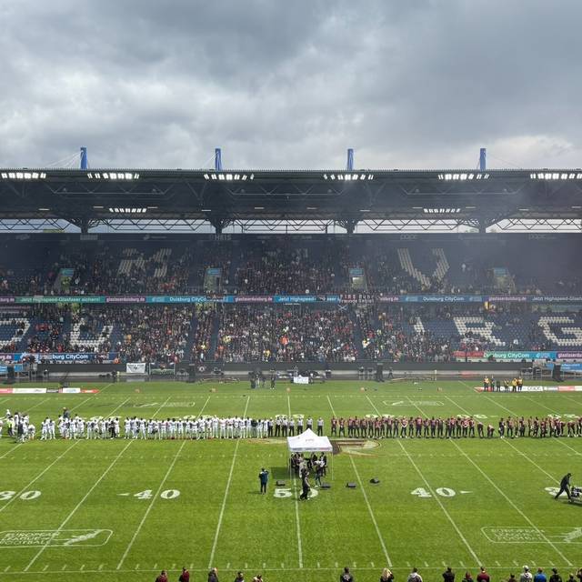 Rhein Fire beim ersten Spiel in Duisburg.