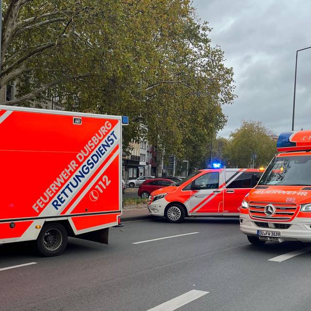 Tödlicher Unfall in Duisburg: 85-Jähriger stirbt nach Crash in der Stadtmitte