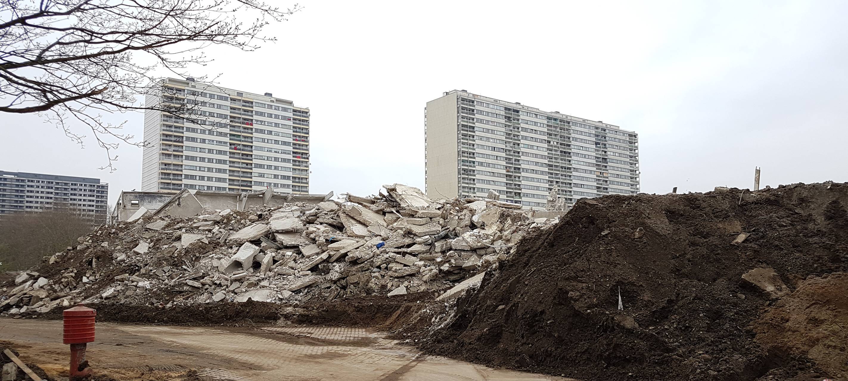 Bauschutt an den Weißen Riesen soll endlich beseitigt werden