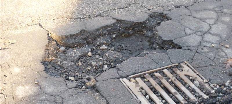 Frost sorgt für viele Schlaglöcher auf Duisburgs Straßen