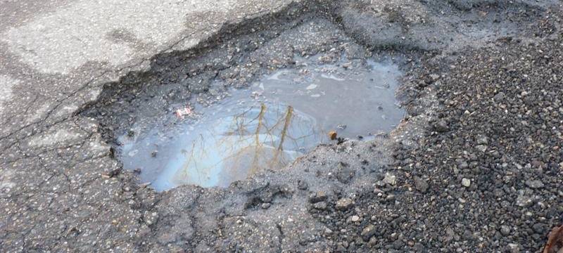 Stadt beseitigt jede Menge Schlaglöcher auf unseren Straßen