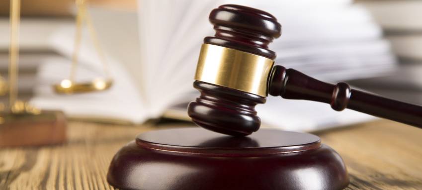 Duisburgerin wegen versuchten Mordes angeklagt