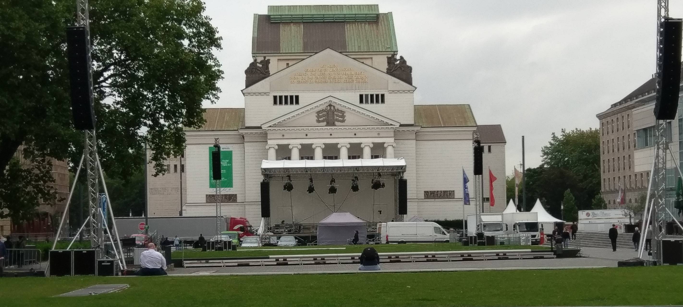 Vorbereitungen für Klassik Open Air in Duisburg