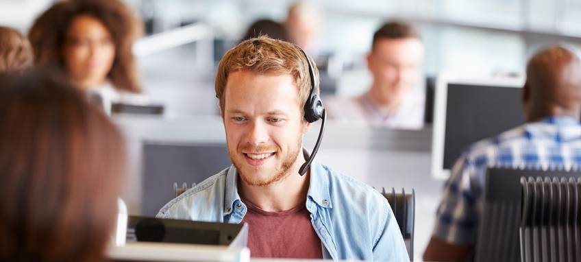 Impftermin vereinbaren: Hilfe für Duisburger Senioren