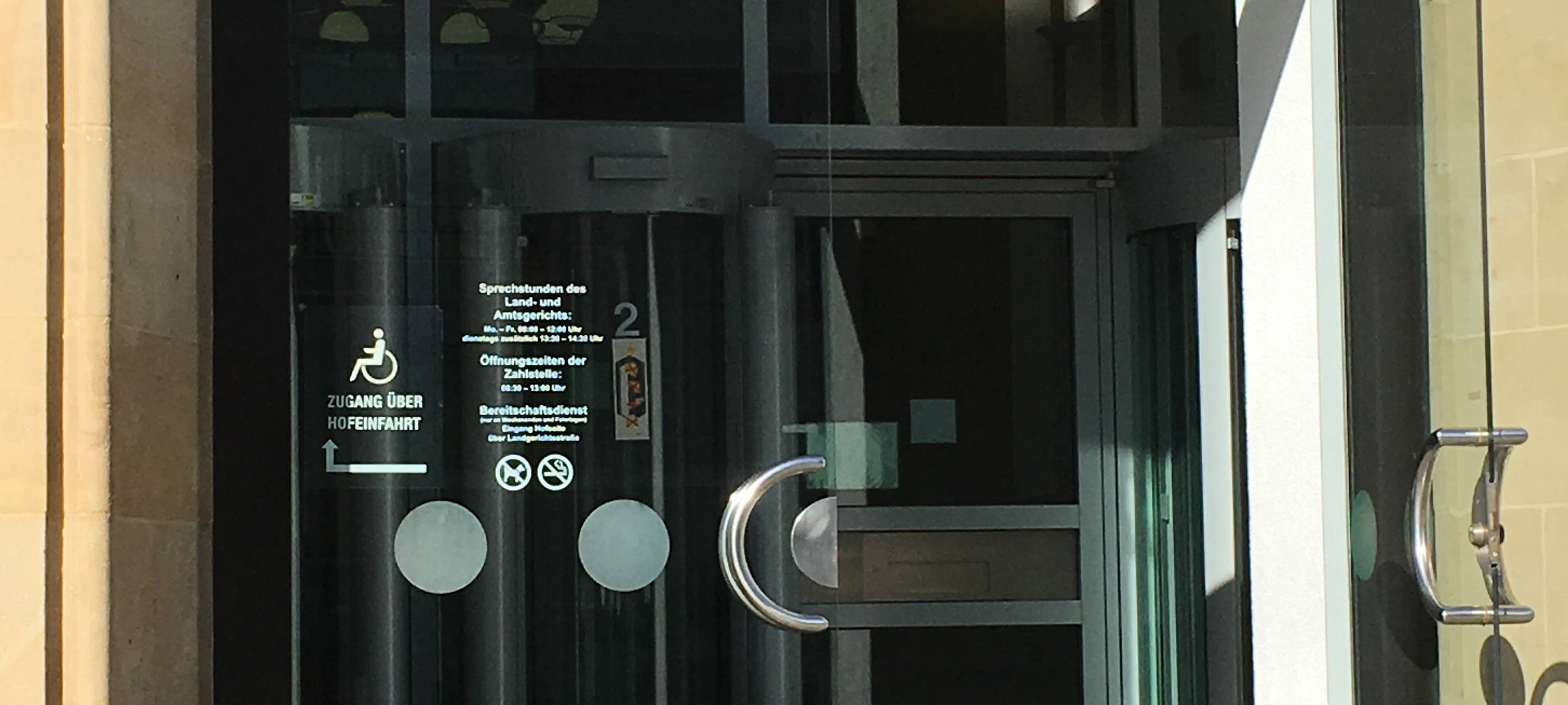 Prozessauftakt wegen versuchten Mordes am Landgericht Duisburg