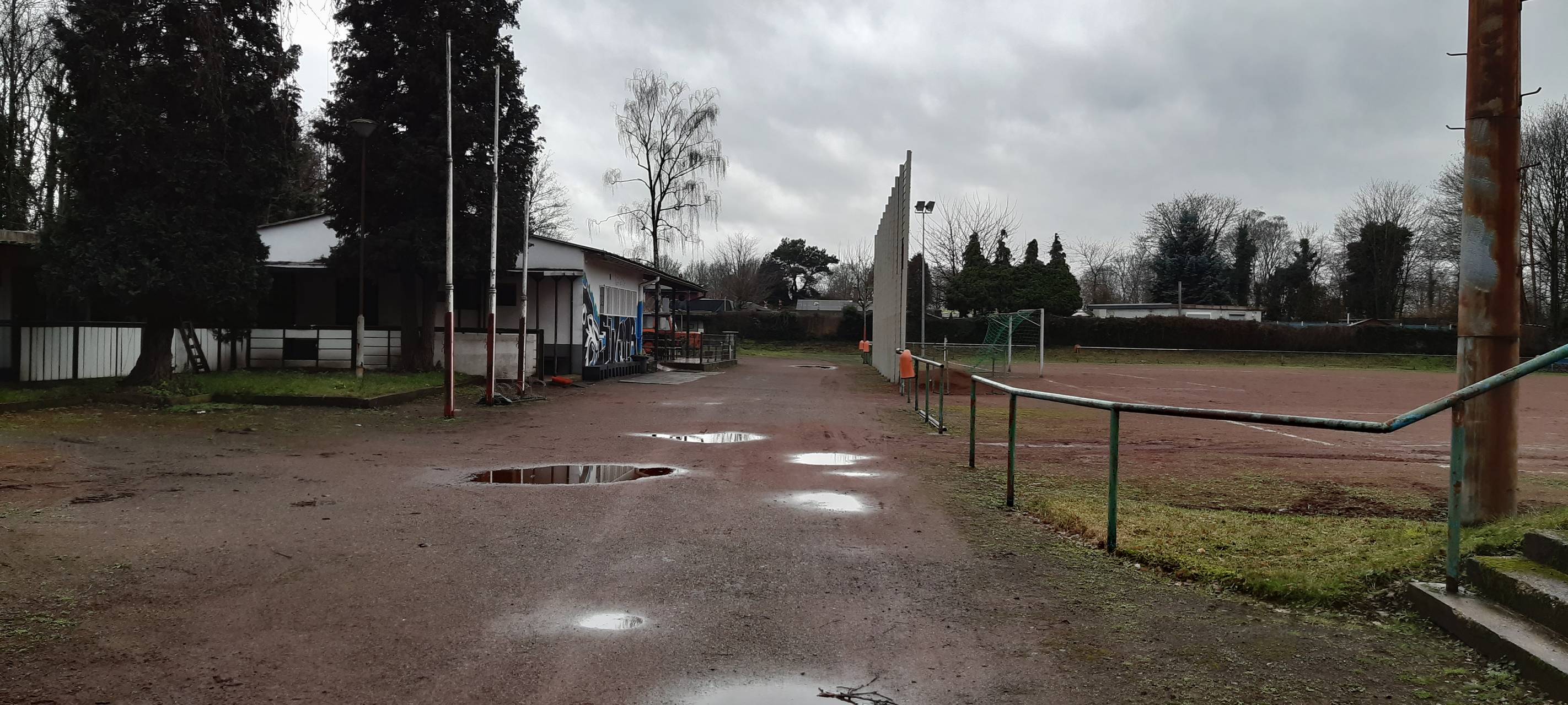 Aktuelle Situation nach Brand beim SV Laar 21