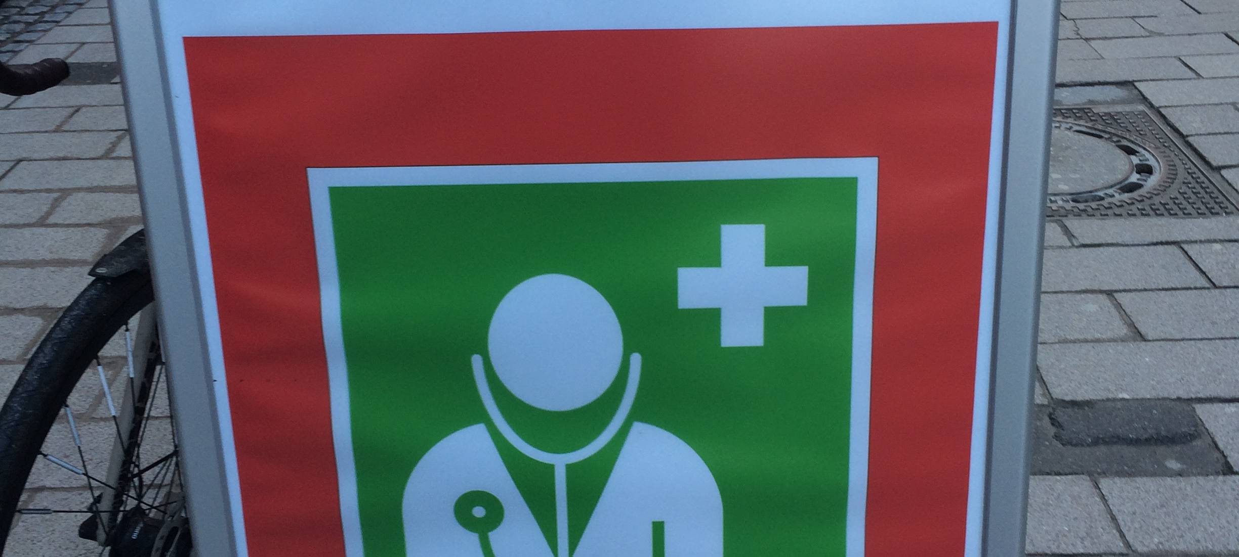 Sparkassenspende an Malteser Medizin für Menschen ohne Krankenversicherung