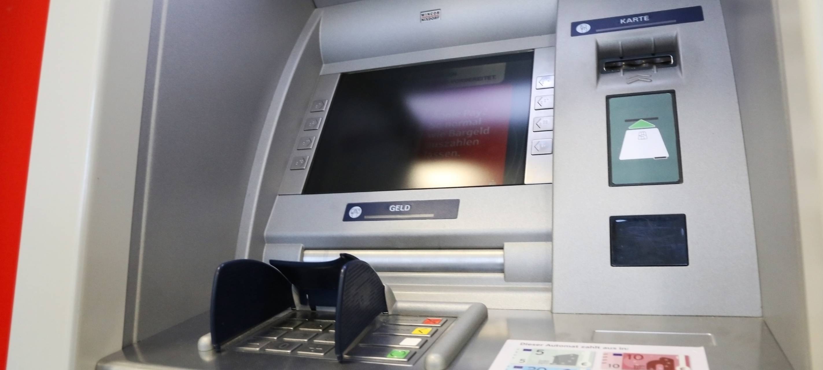 Sparkasse in Beeck öffnet wieder