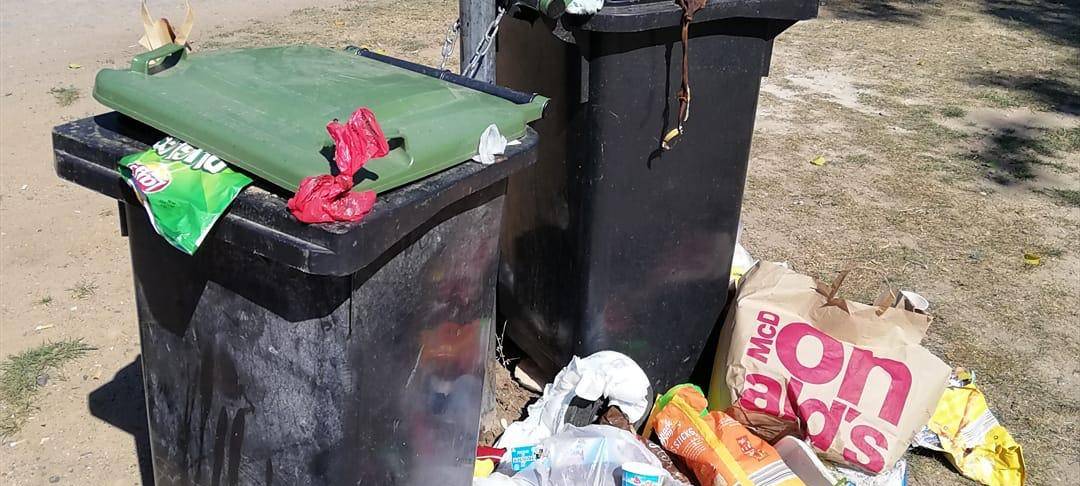 Müllproblem an Seen und Wasserspielplätzen