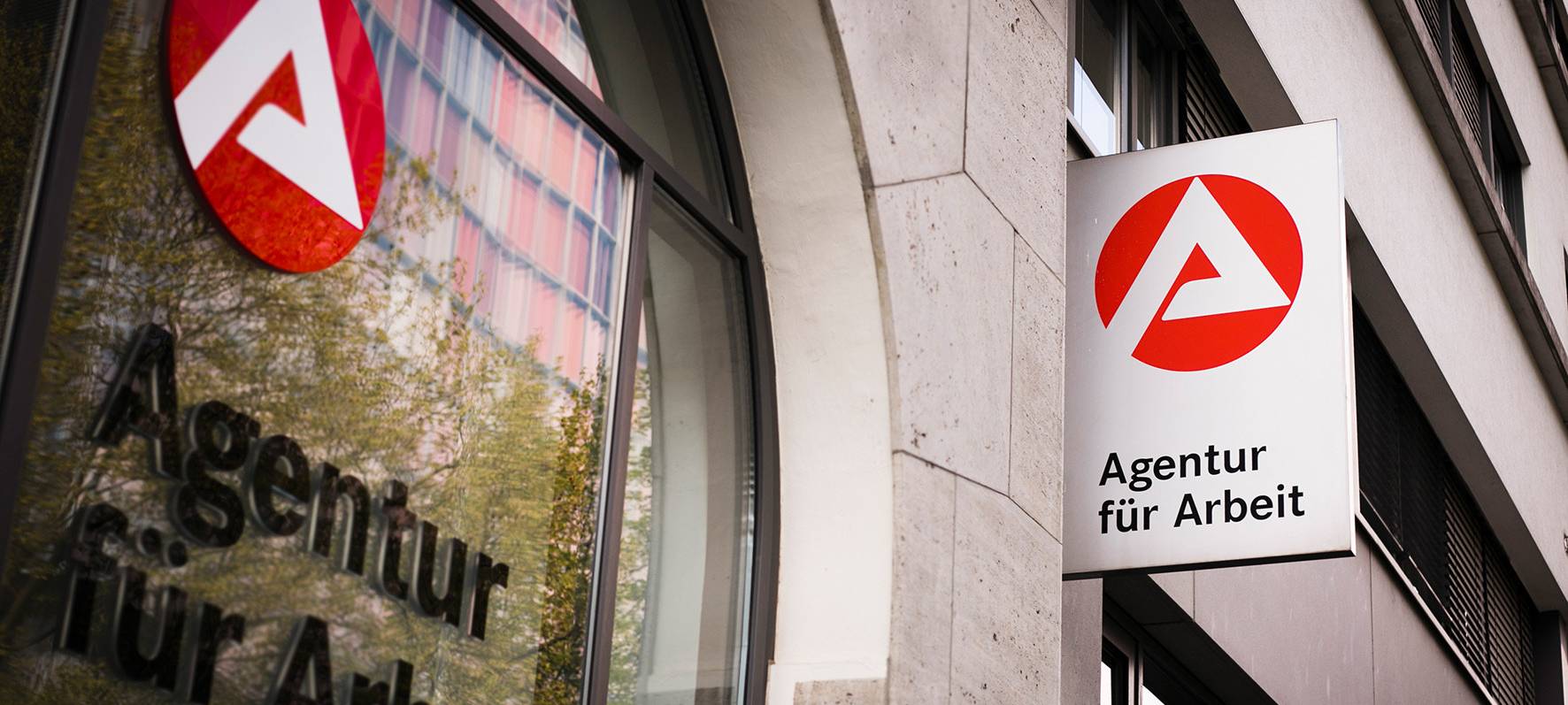 Etwas weniger Arbeitslose in Duisburg