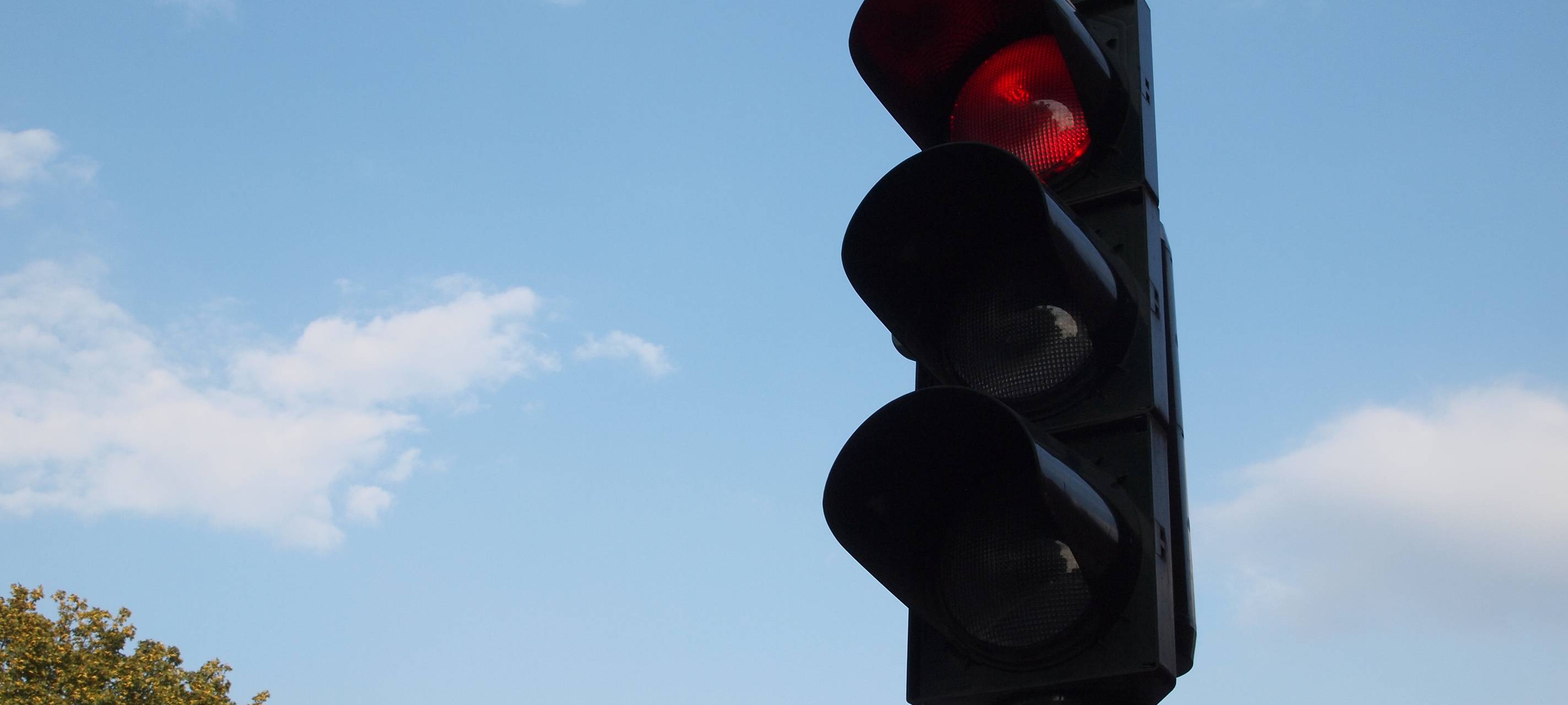 Veränderte Ampelschaltung auf der Sittardsberger Allee