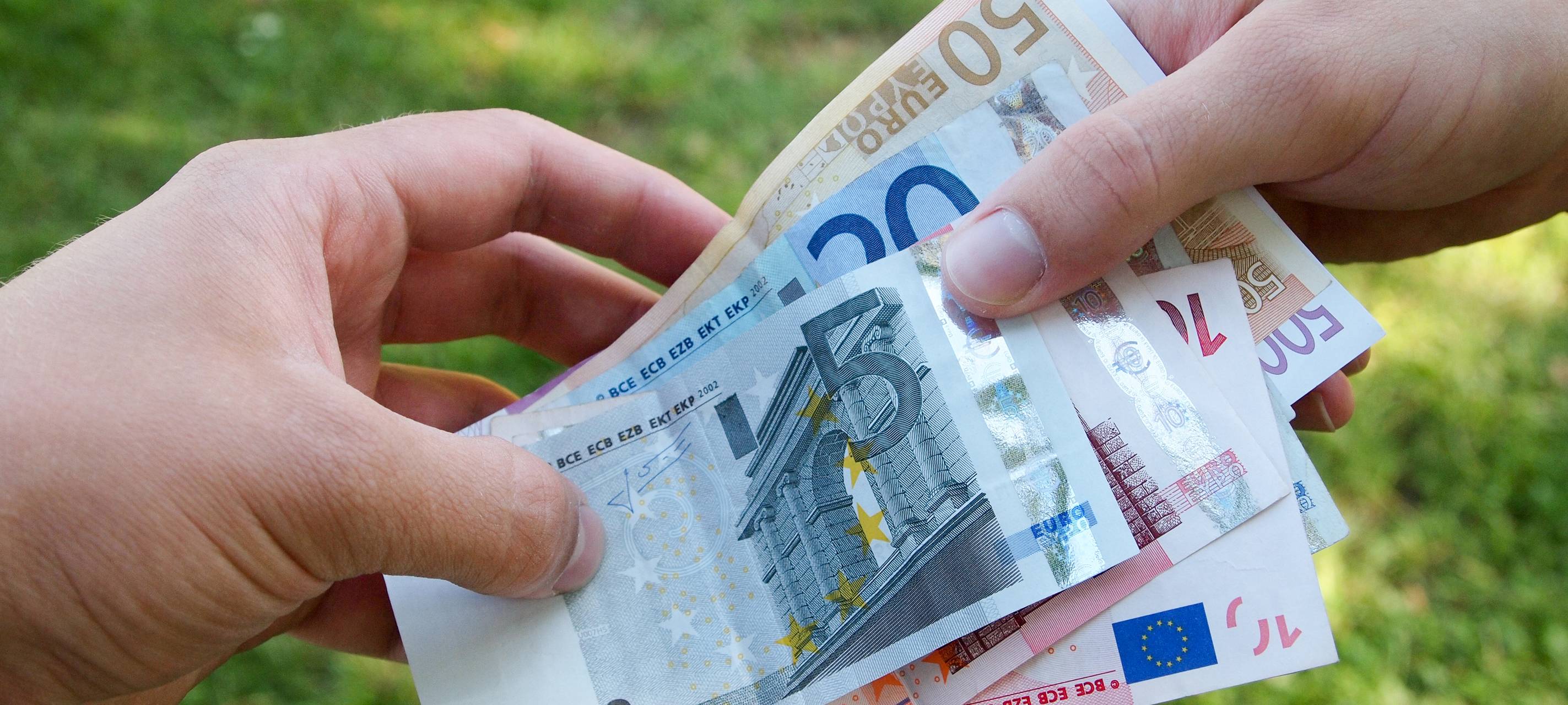 In Duisburg sind falsche Spendensammler unterwegs