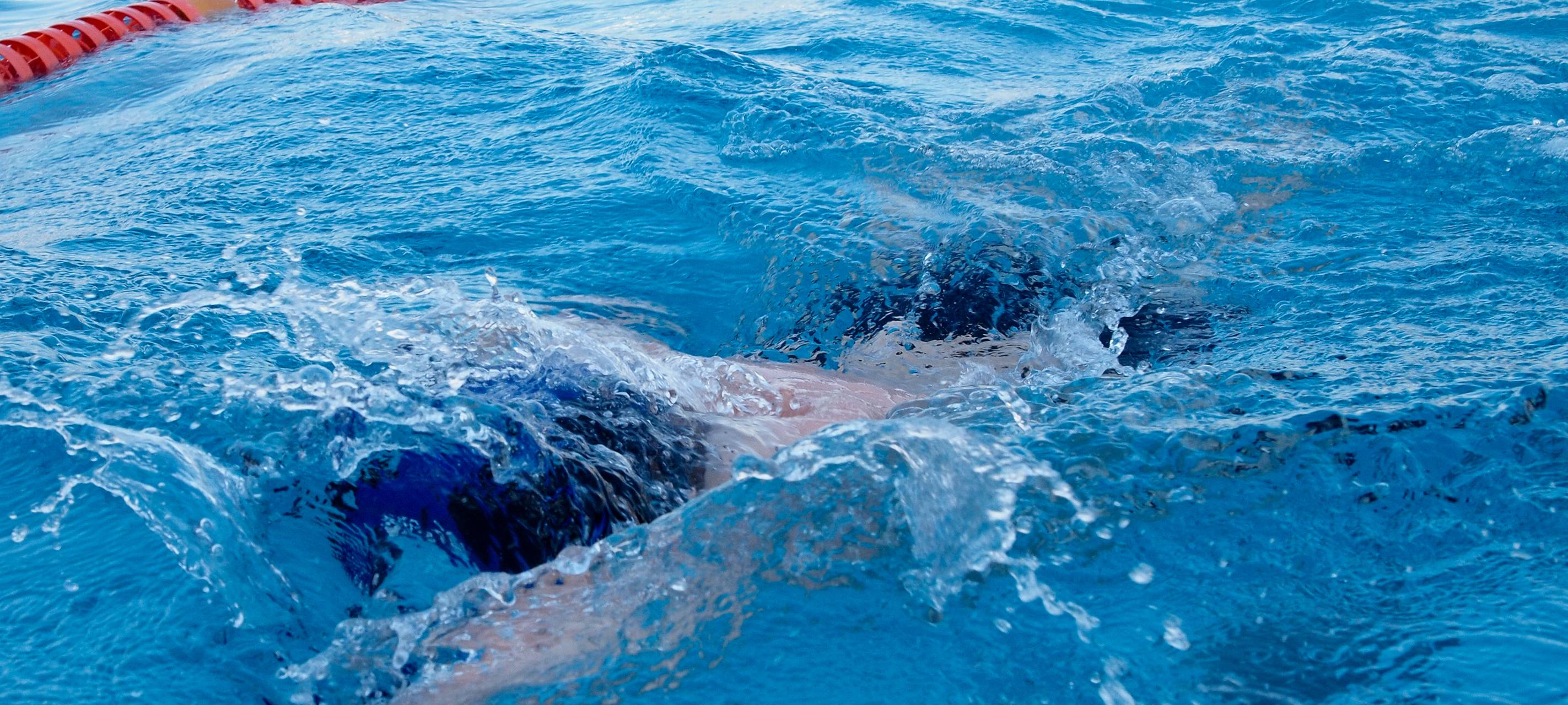 Kälteres Wasser: weniger Besucher in den Schwimmbädern