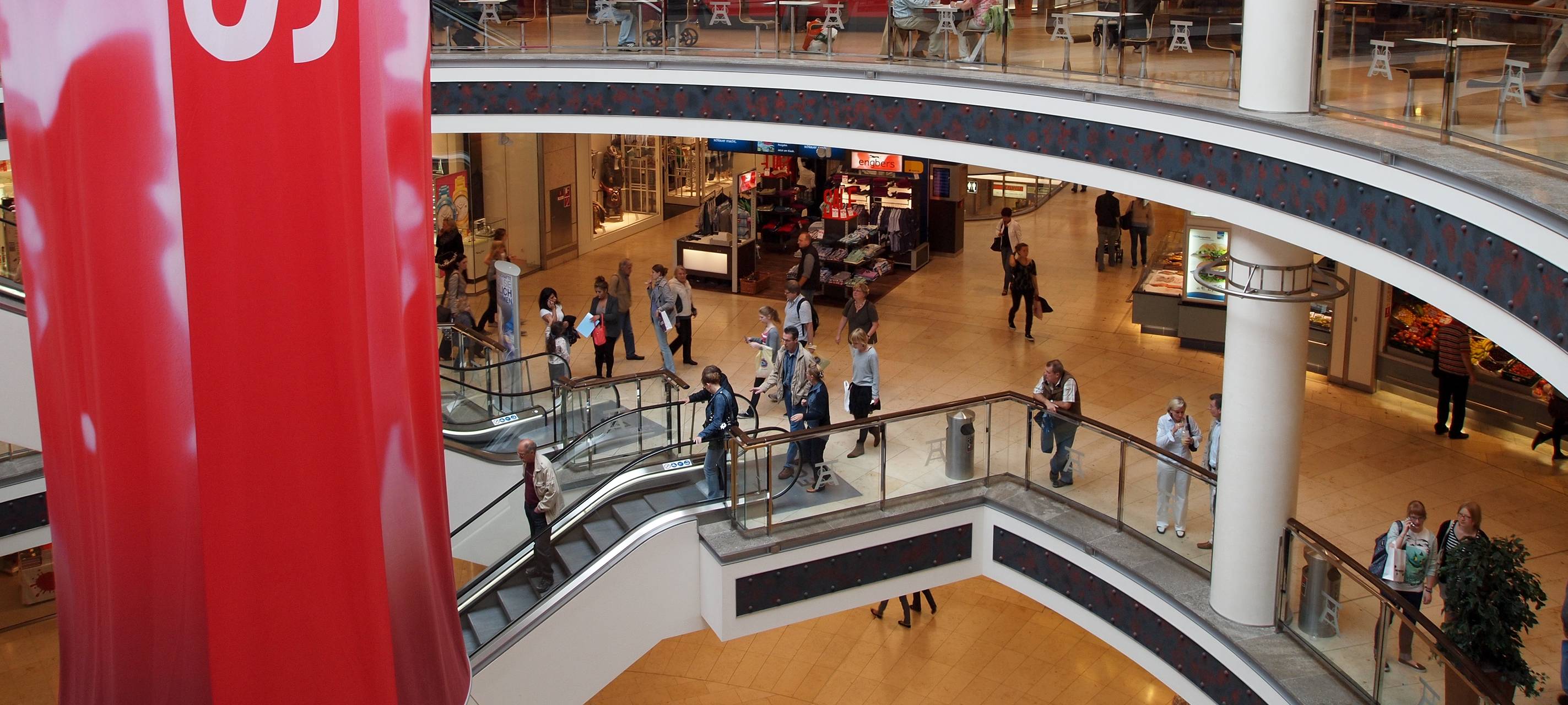 2G-Bändchen im Handel werden in Duisburg gut angenommen