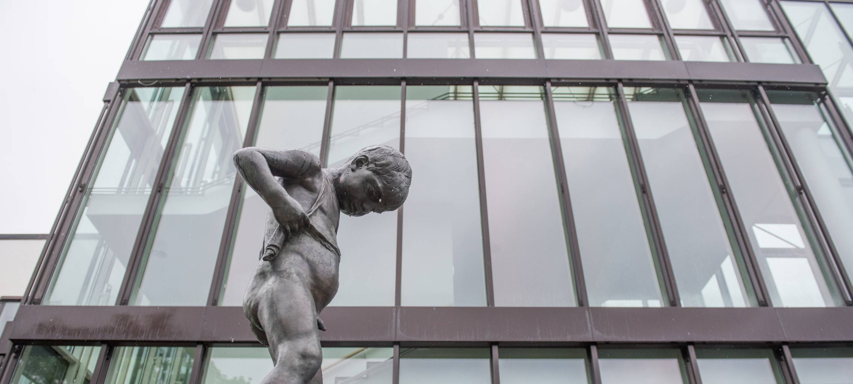 Männeken Pis zurück in Ruhrort