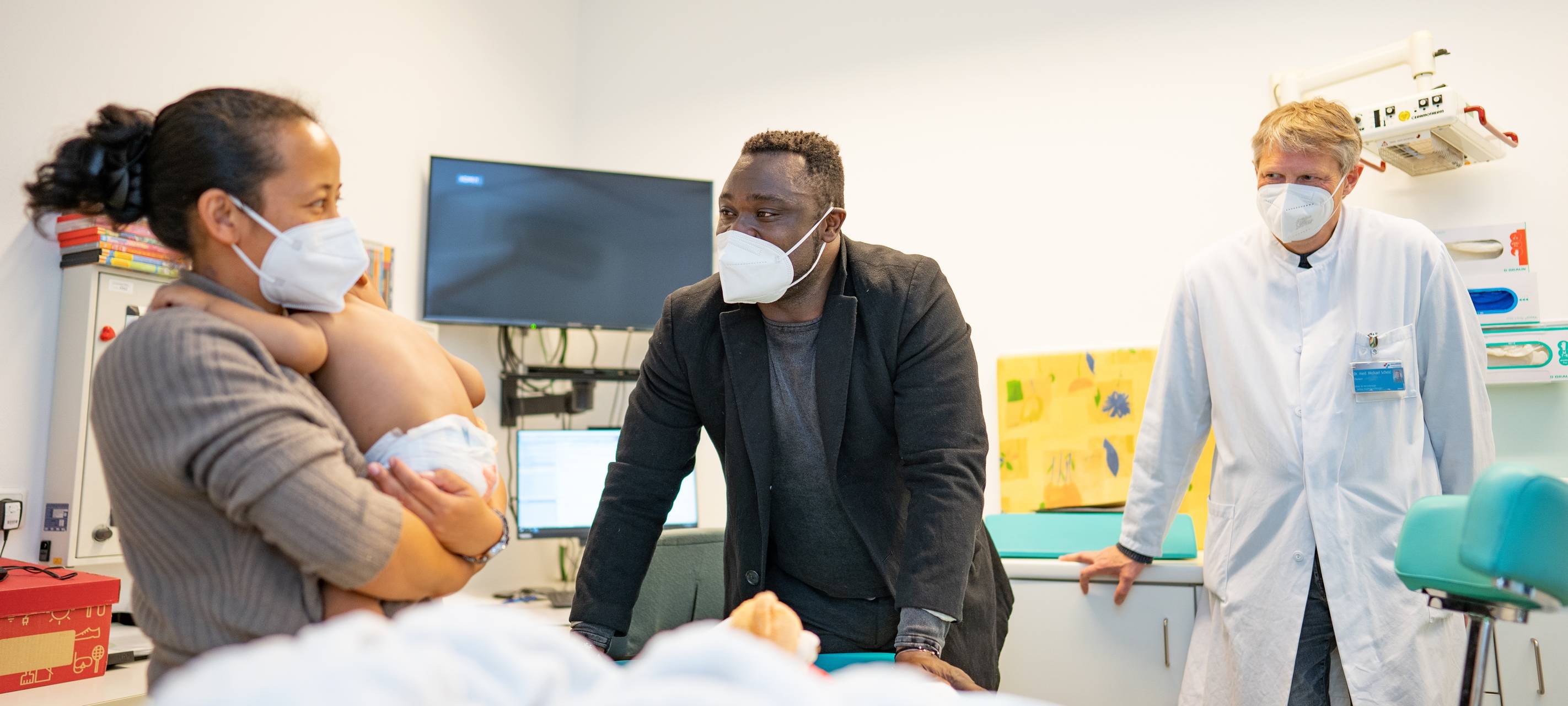 Kleinkind aus Madagaskar im Duisburger Herzzentrum operiert