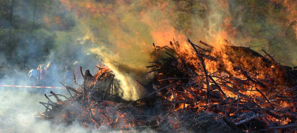 Osterfeuer in Duisburg sind genehmigungspflichtig