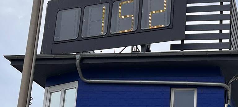 Duisburger Rhein auf tiefstem Stand aller Zeiten