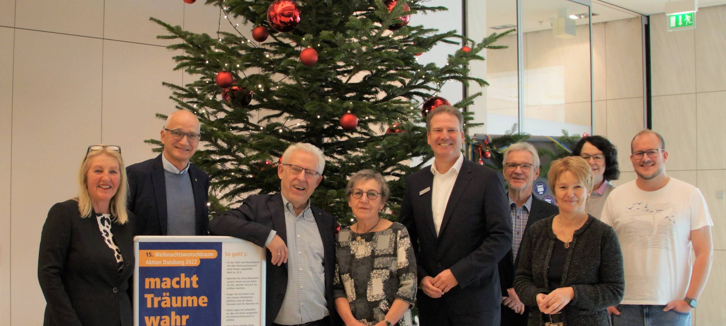 Weihnachtswünsche für benachteiligte Kinder erfüllen