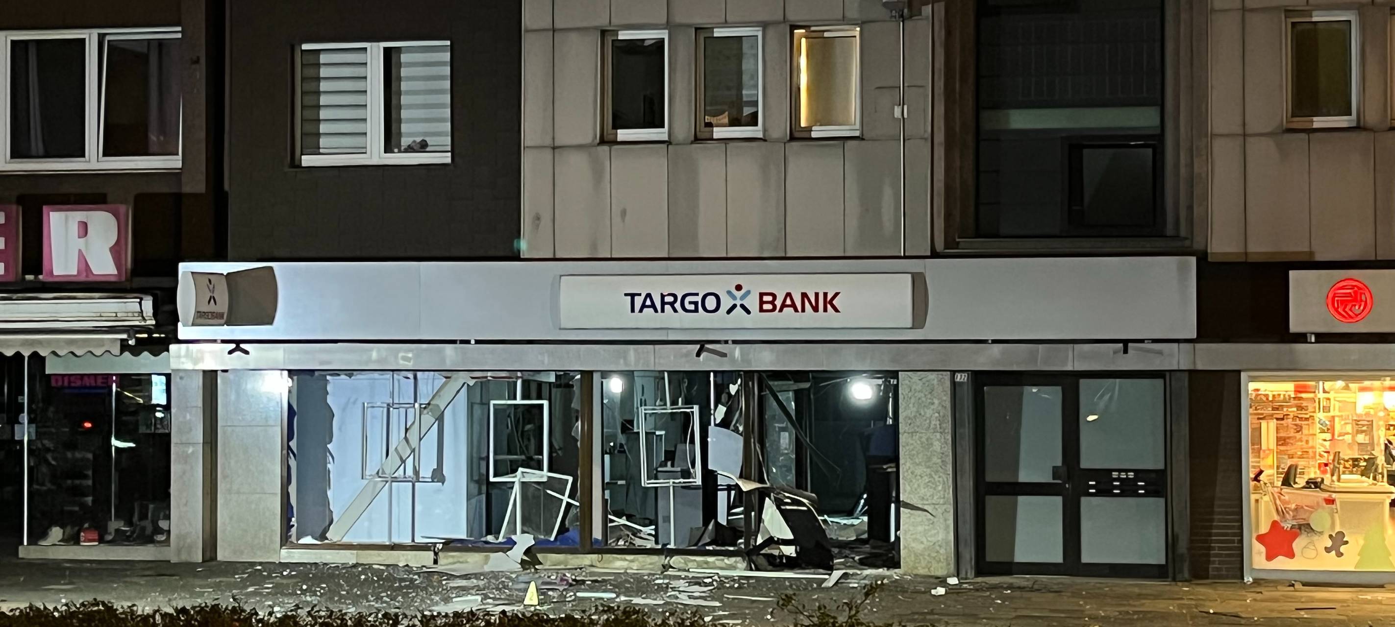 Targobank in Aldenrade nach Geldautomatensprengung weiter geschlossen