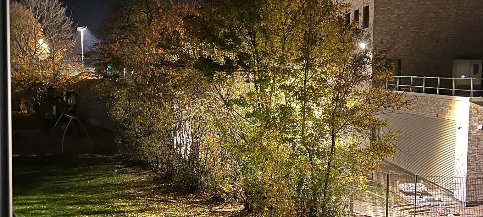 Beleuchtung an neuer Feuerwache: Anwohner in Rheinhausen können kaum schlafen