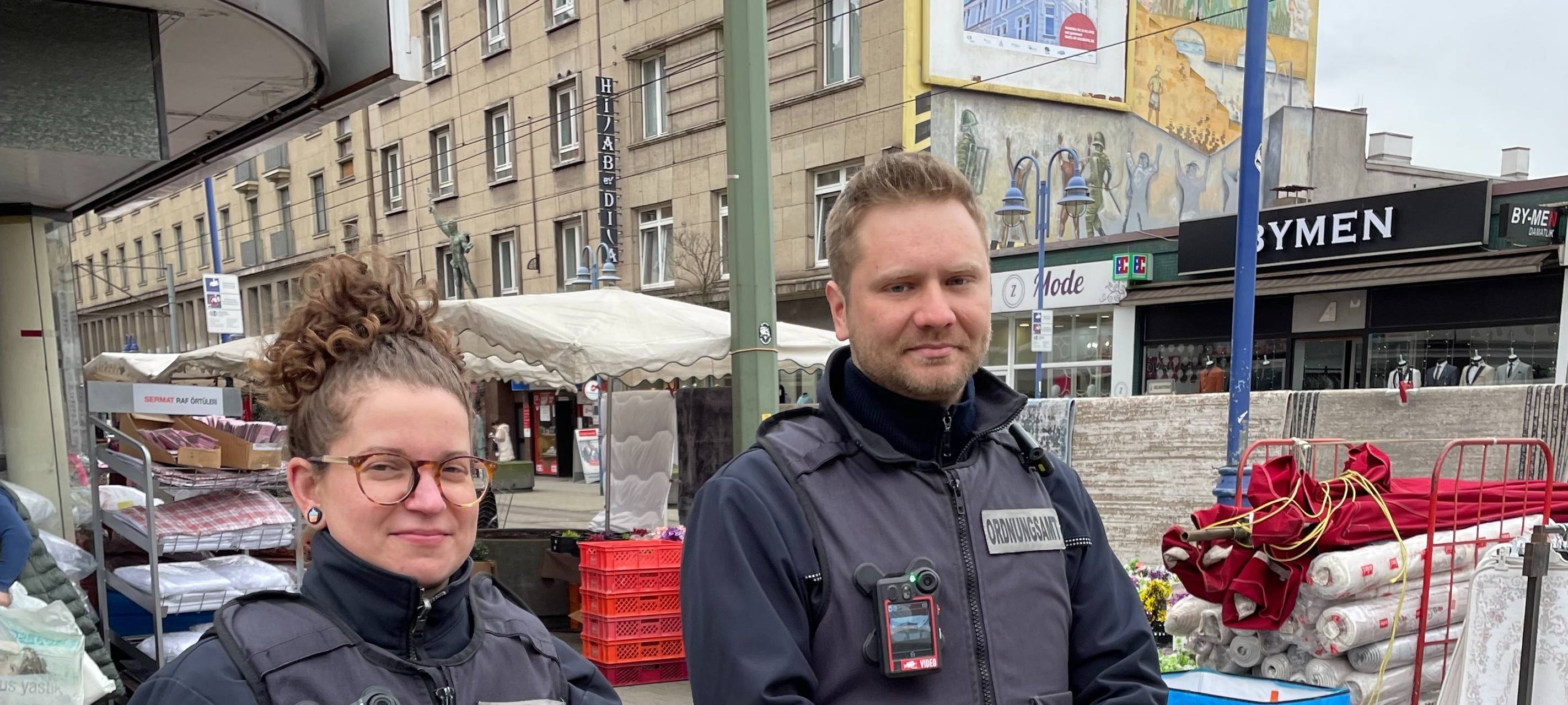 Mit dem Ordnungsamt auf Streife in Marxloh