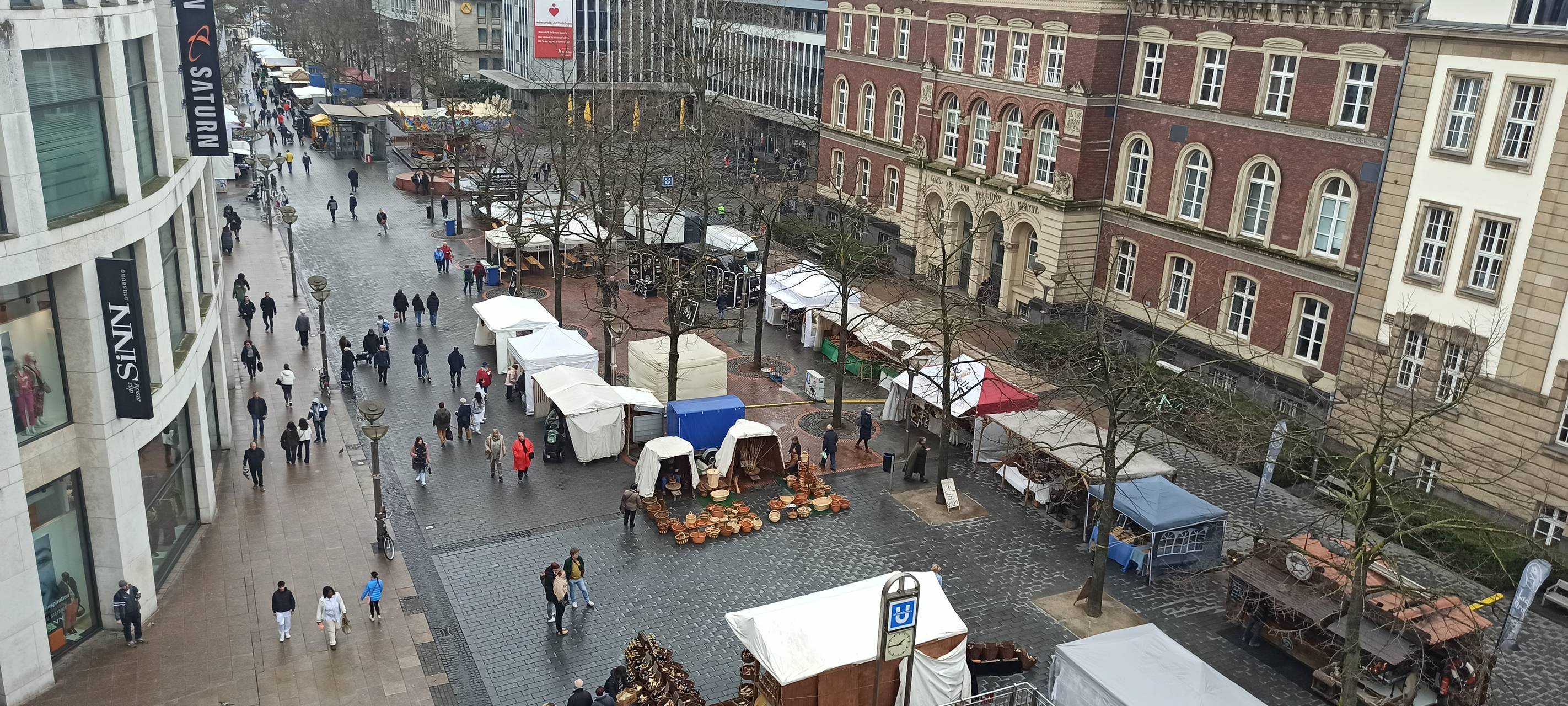 Kunsthandwerkermarkt in der City gestartet