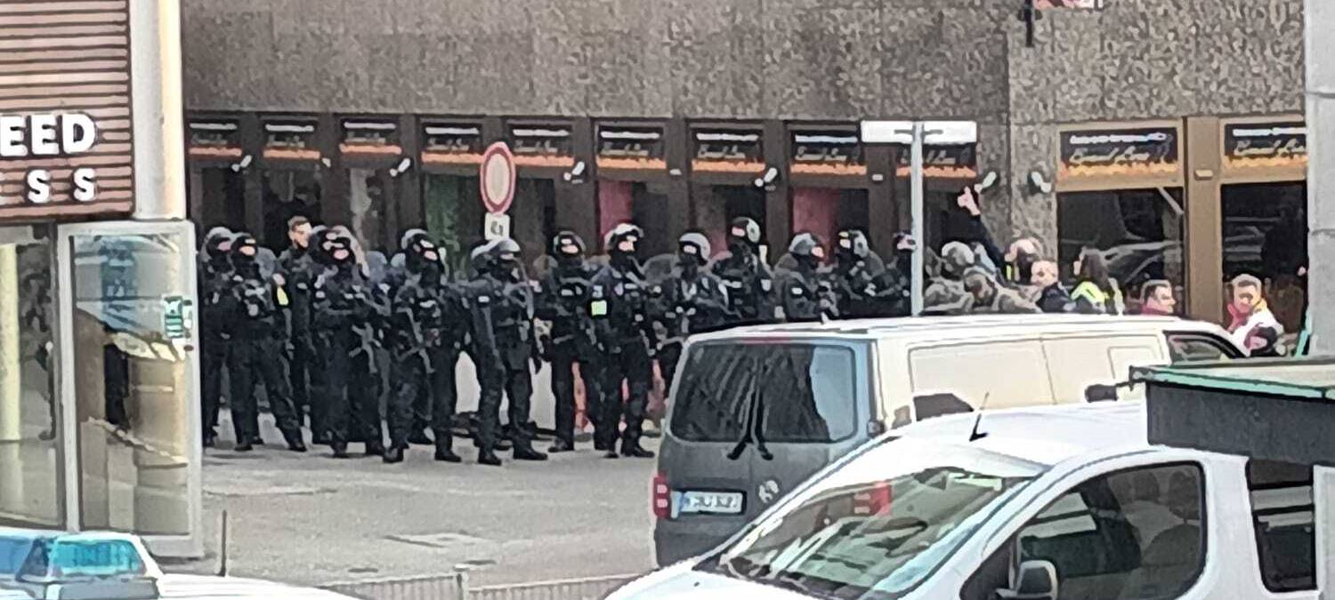 Großeinsatz in Altstadt-Süd