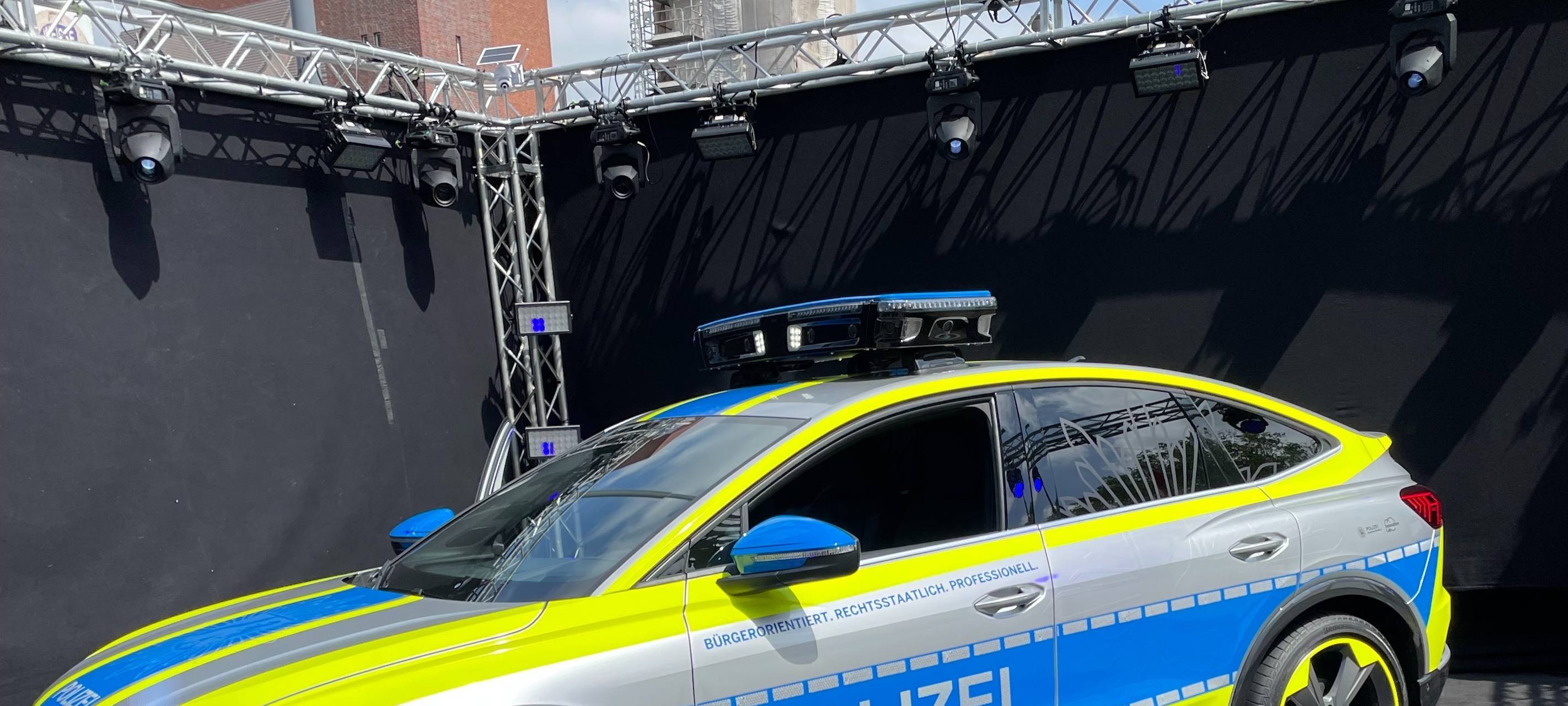 Polizei stellt "Streifenwagen der Zukunft" vor