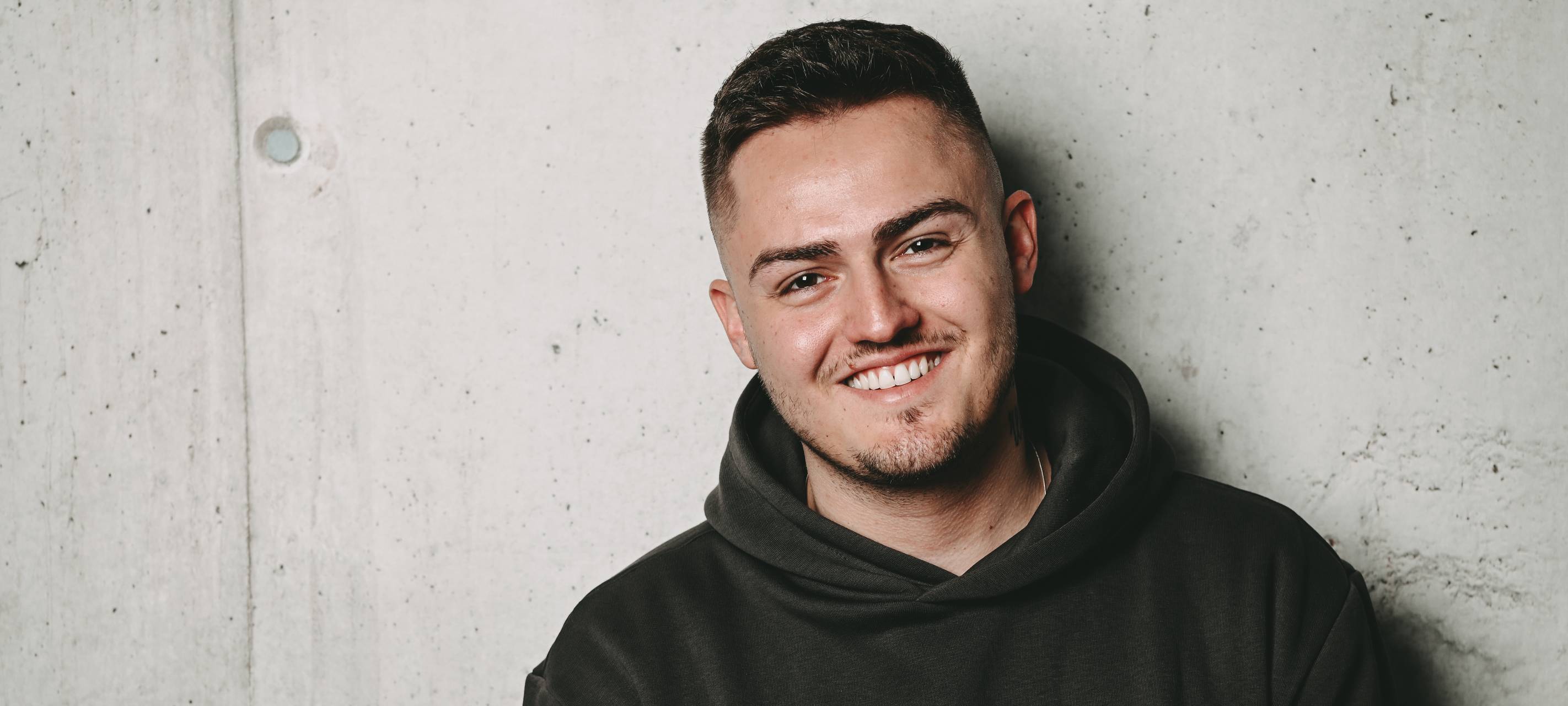 Dominic Tone, ein Freund zum Pferde stehlen