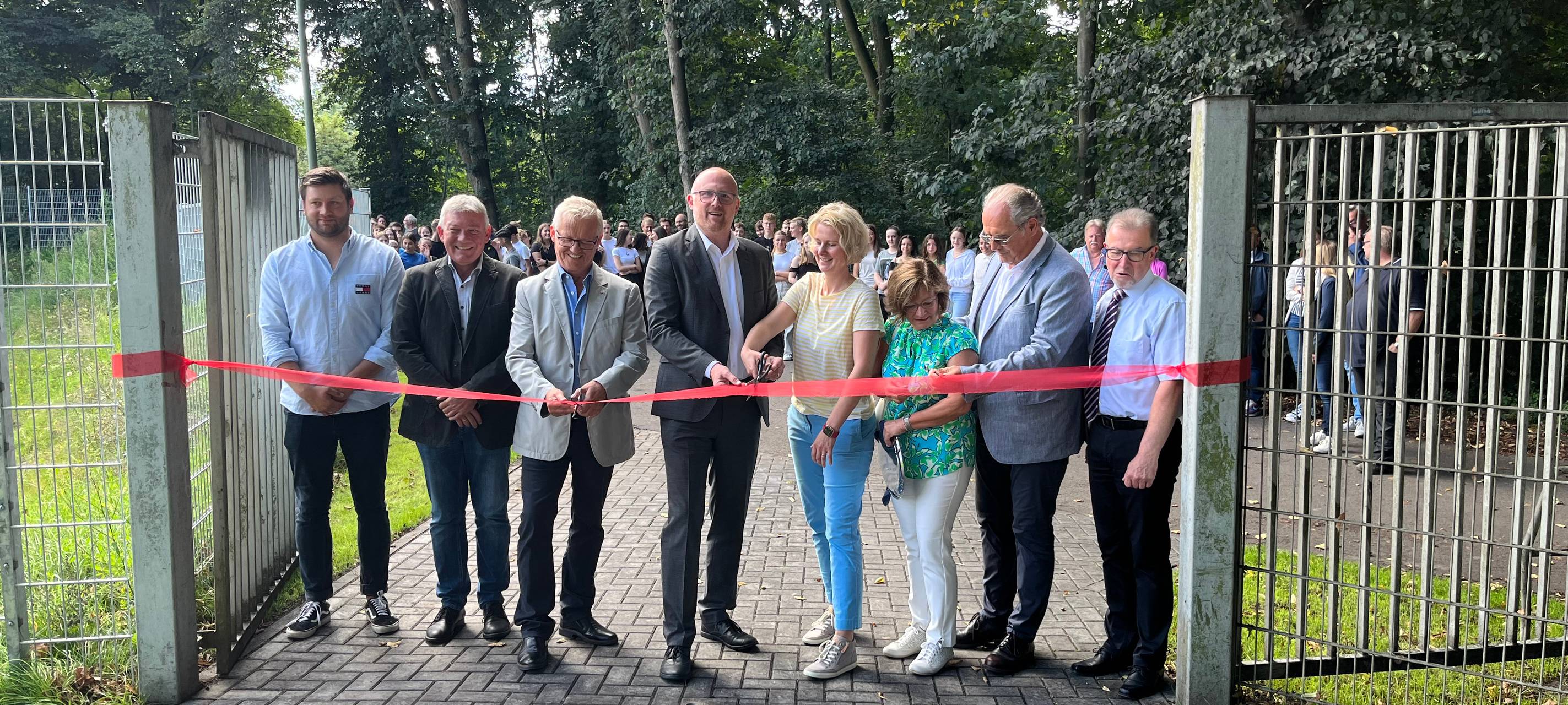 Neue Sportanlage für zwei Duisburger Schulen