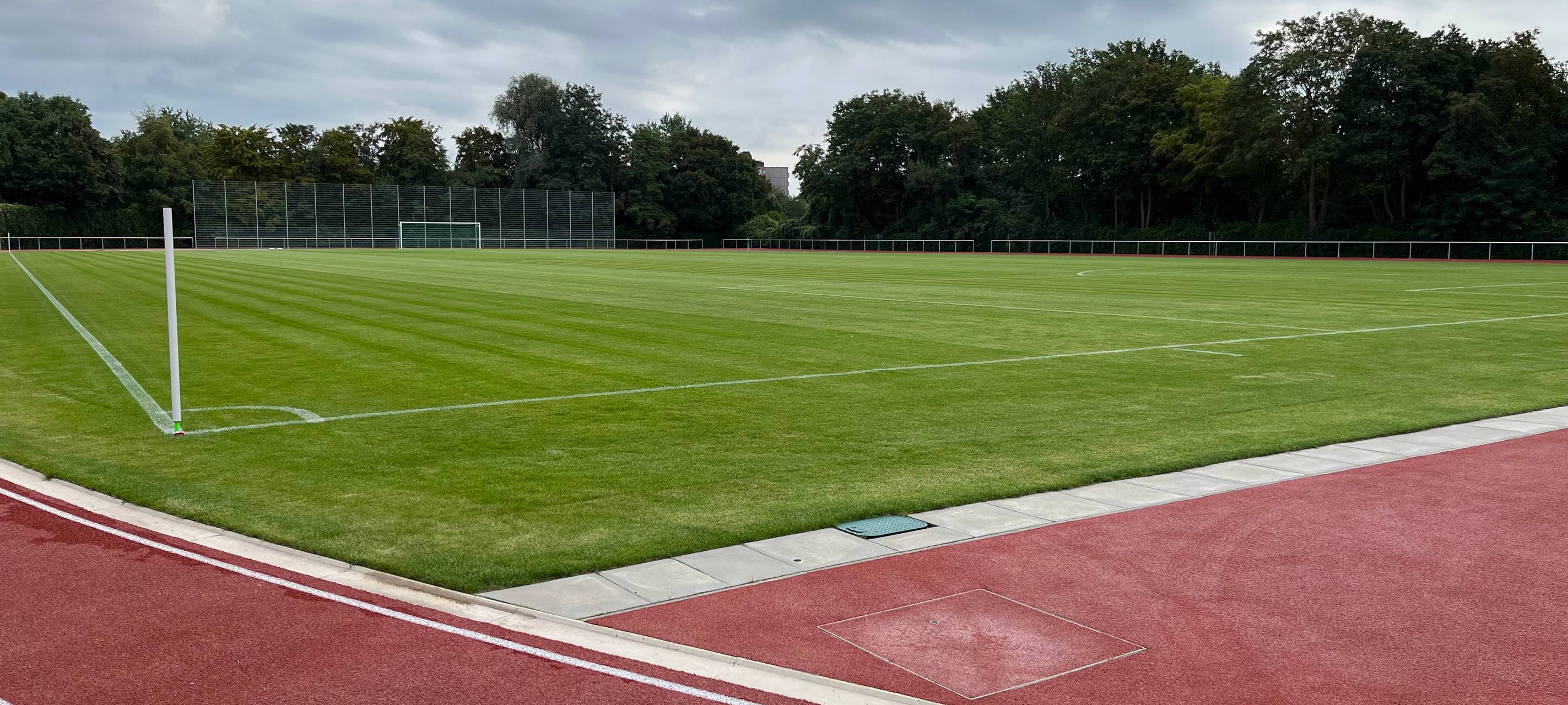 Neue Sportanlage für zwei Duisburger Schulen