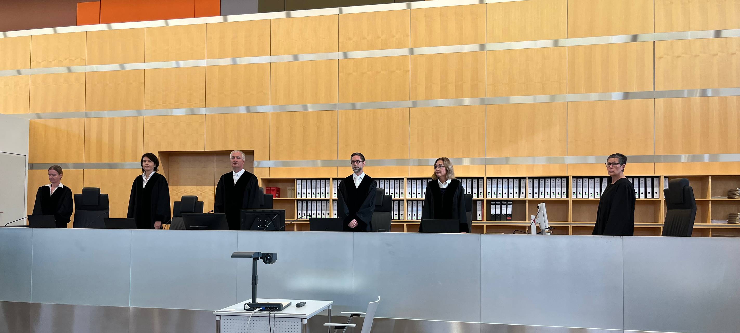 Prozessauftakt: Fußballtrainer soll Kinder missbraucht haben