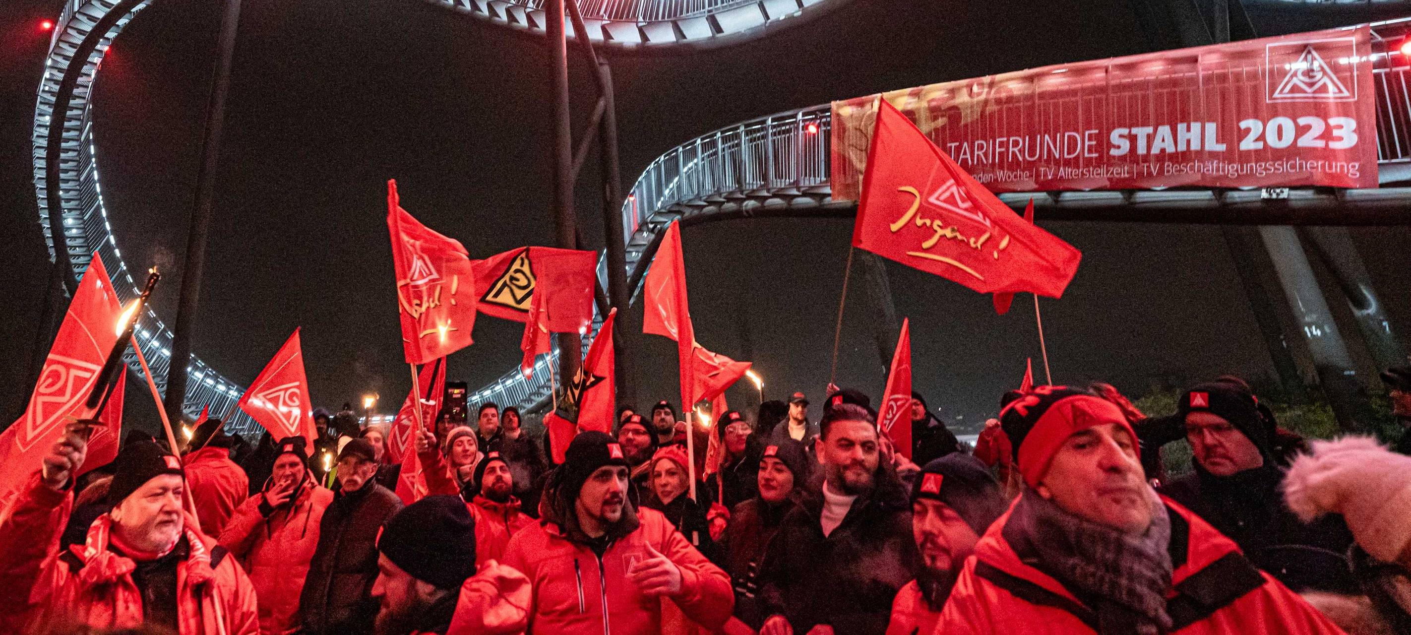 IG Metall kündigt Warnstreiks an