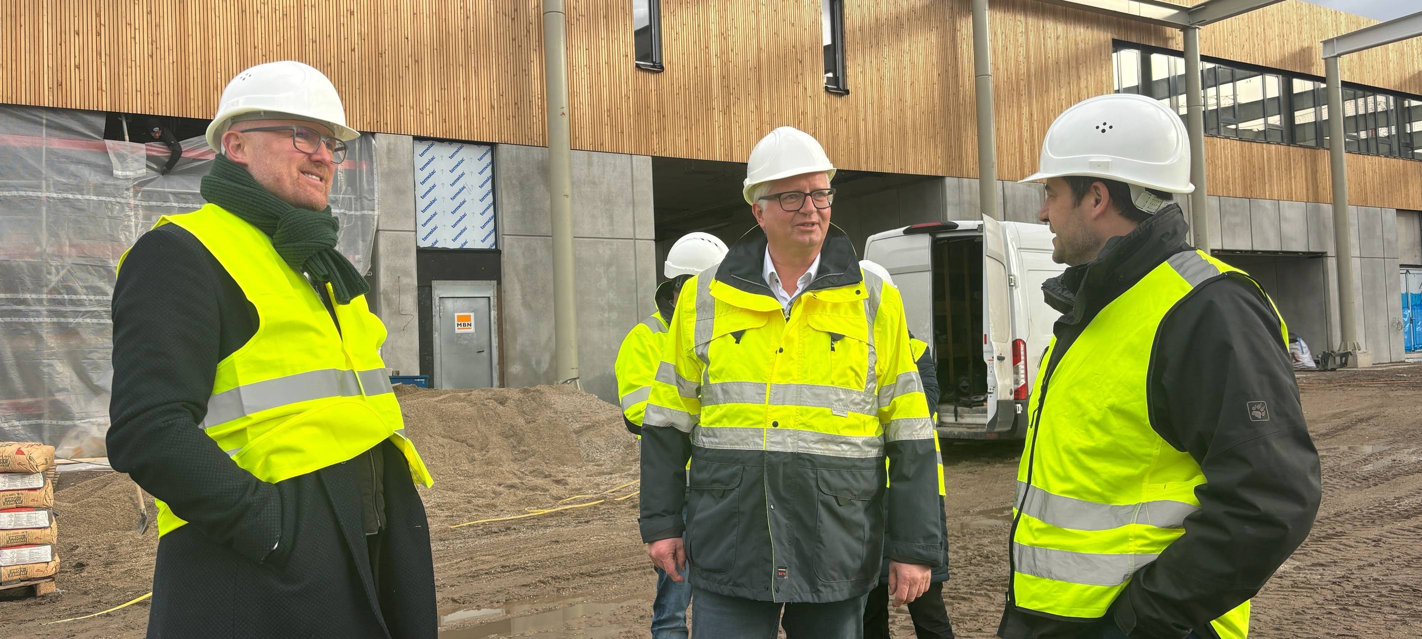 Wir haben uns auf der Baustelle des neuen Recyclinghofs Mitte umgeschaut