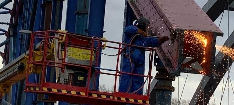OB Karl Lehr Brücke: 115 Jahre Stahl werden zerlegt
