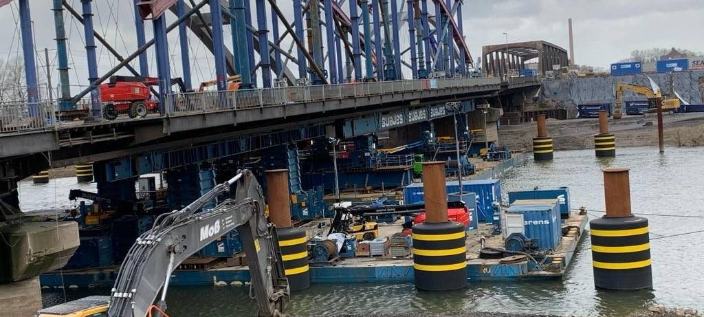 OB Karl Lehr Brücke: 115 Jahre Stahl werden zerlegt