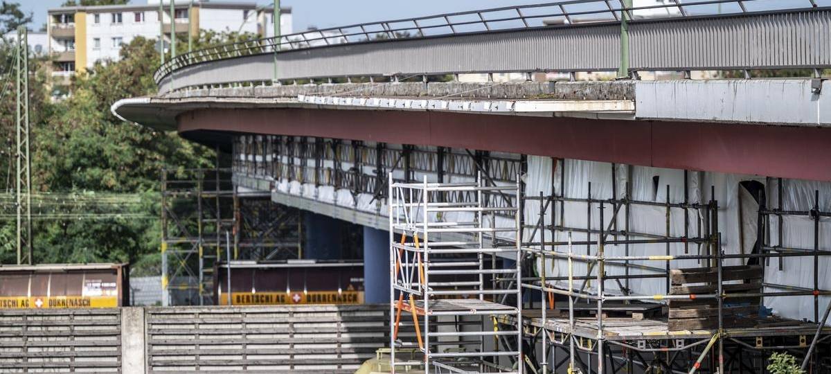 Arbeiten an Eisenbahnüberführung Gaterwegbrücke