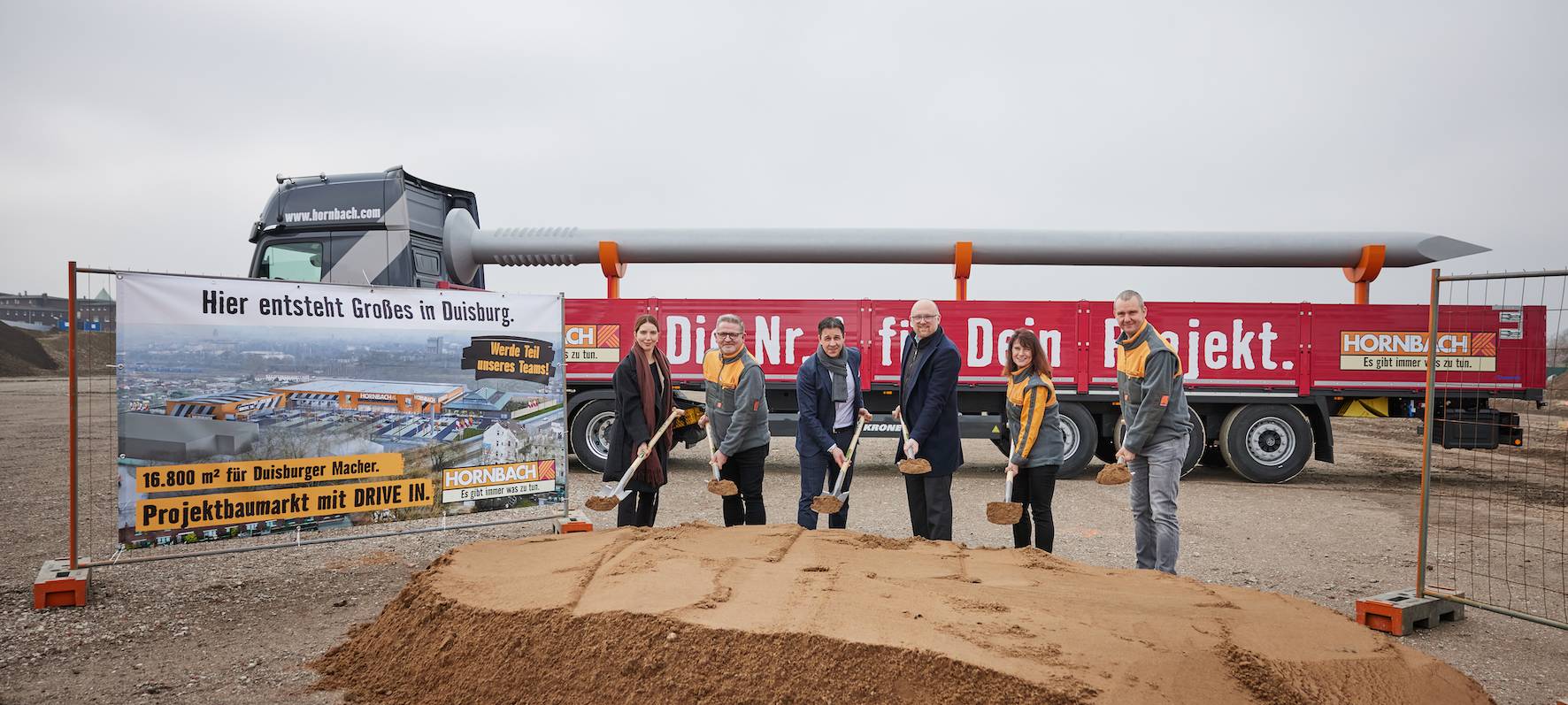Spatenstich für Baumarkt in Wanheimerort