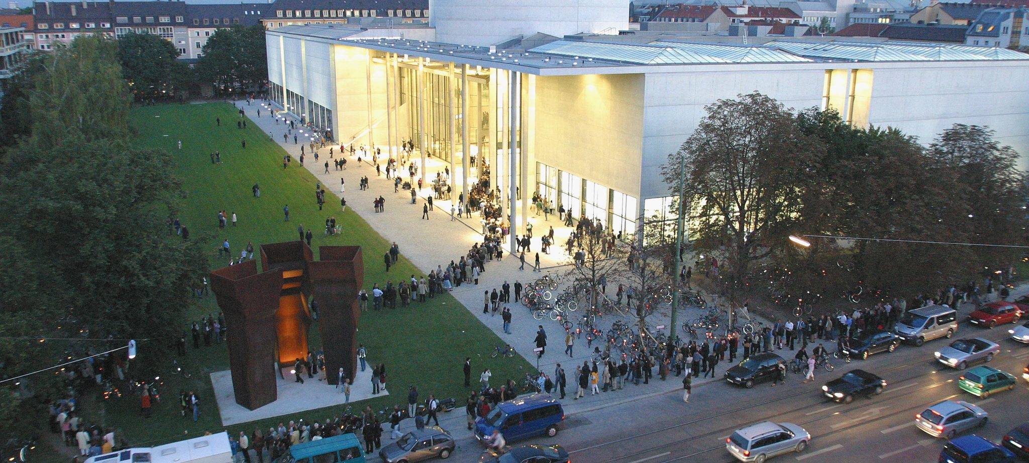 Eigenes Gemälde oder Bierfass: Dinge, die in Museen geschmuggelt wurden