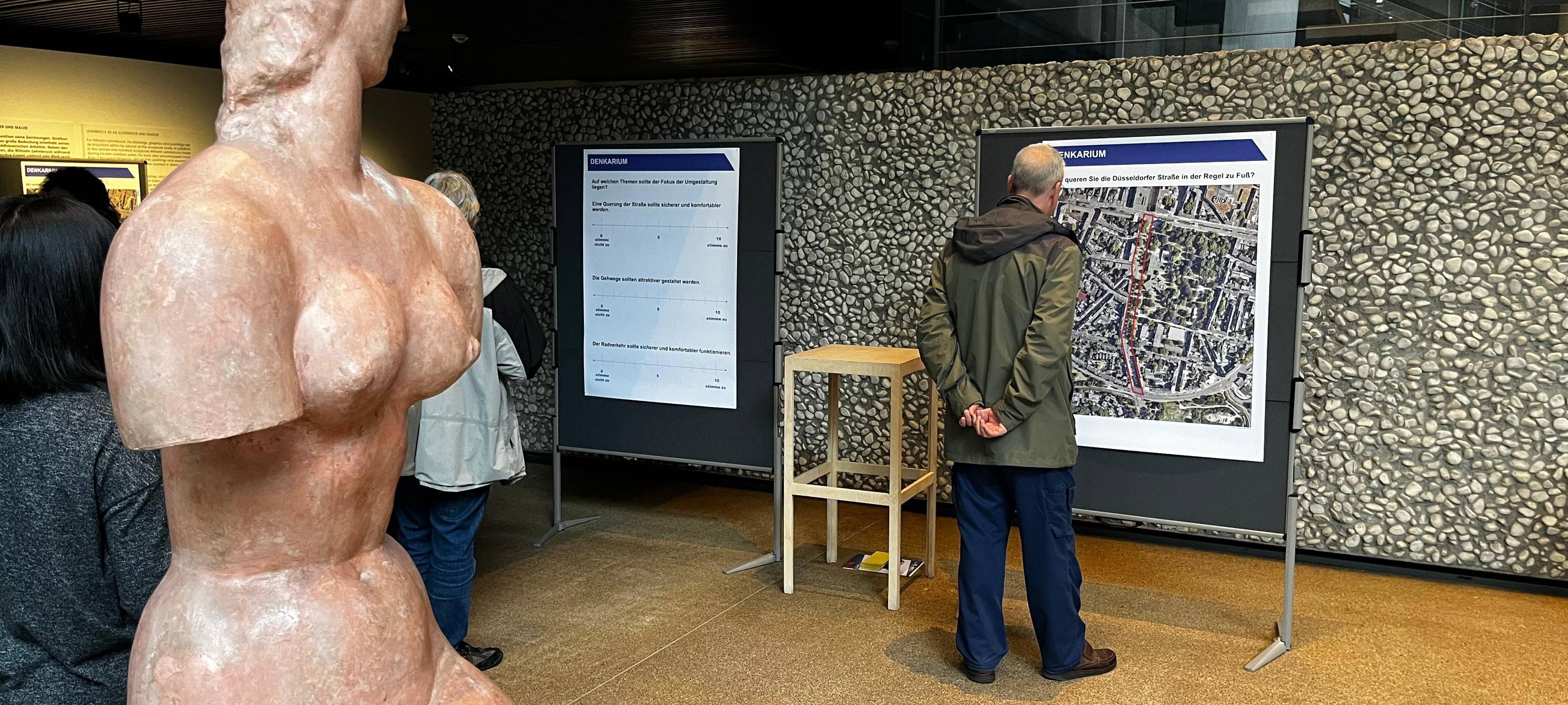 Stadt stellt Pläne zur Umgestaltung der Düsseldorfer Straße vor