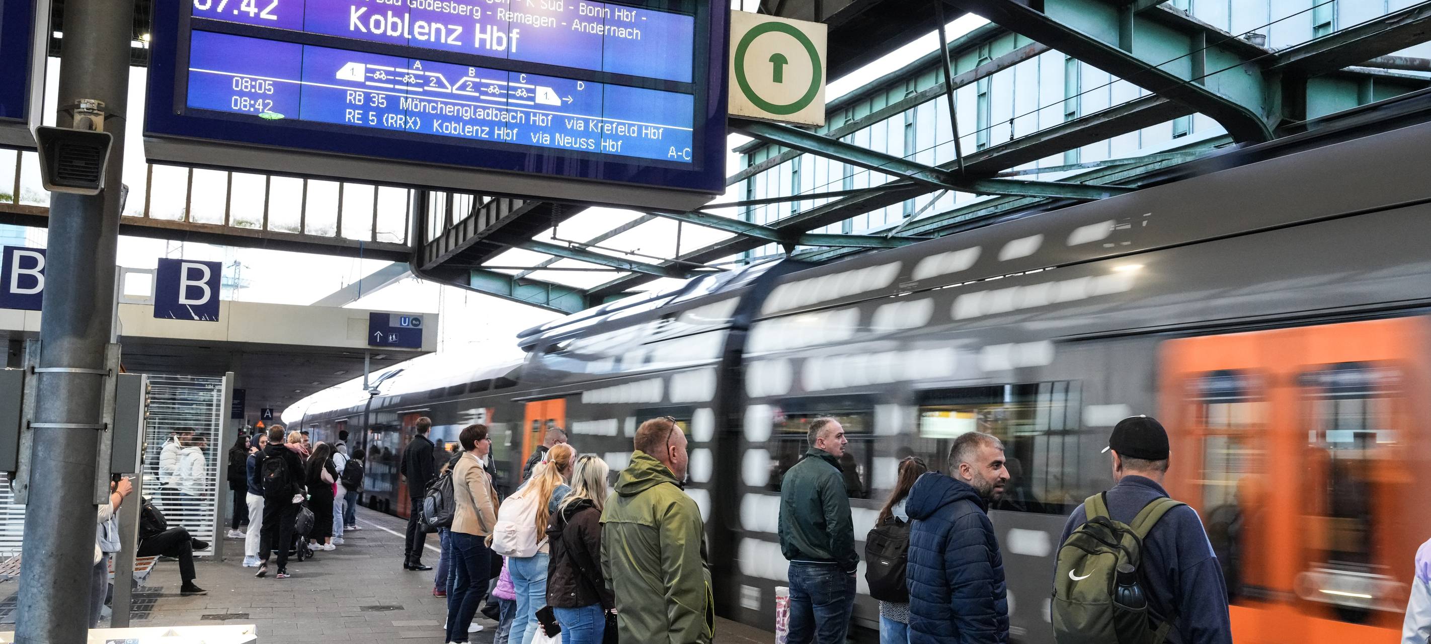 Viele Zugverspätungen auch in Duisburg