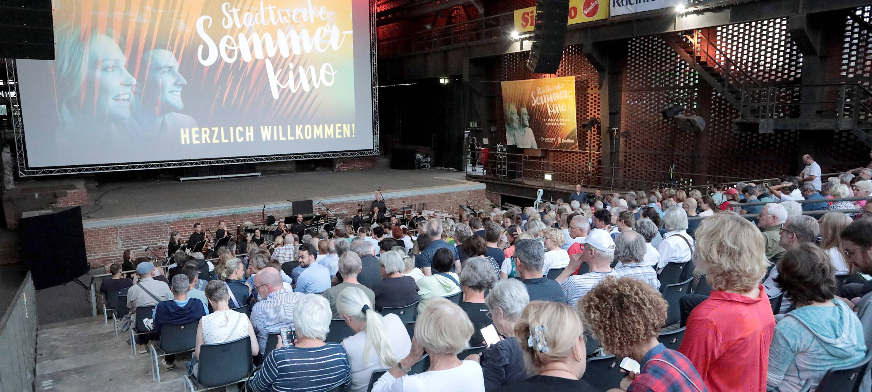 Vorbereitungen für Stadtwerke Sommerkino im vollen Gange