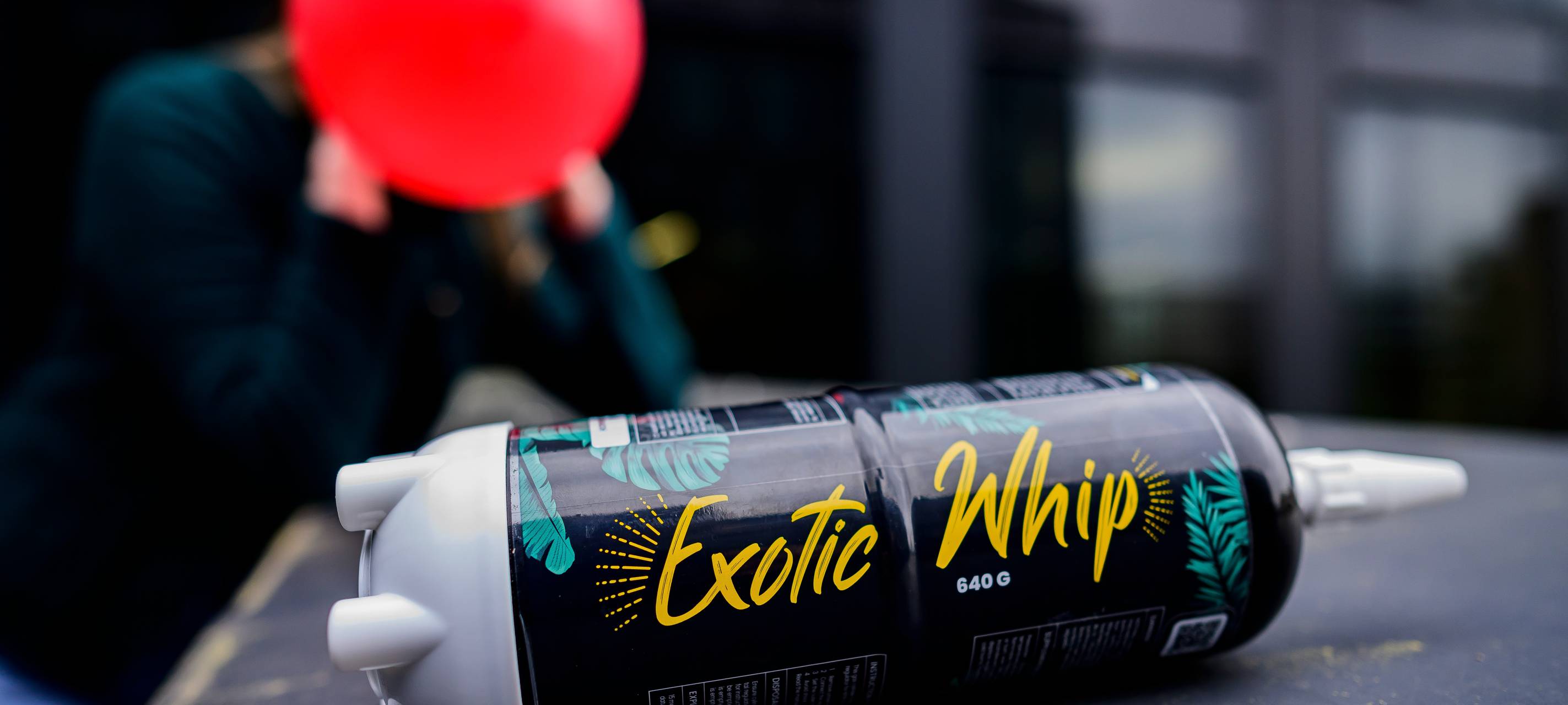 Keine harmlose Partydroge: Lachgas in Duisburg