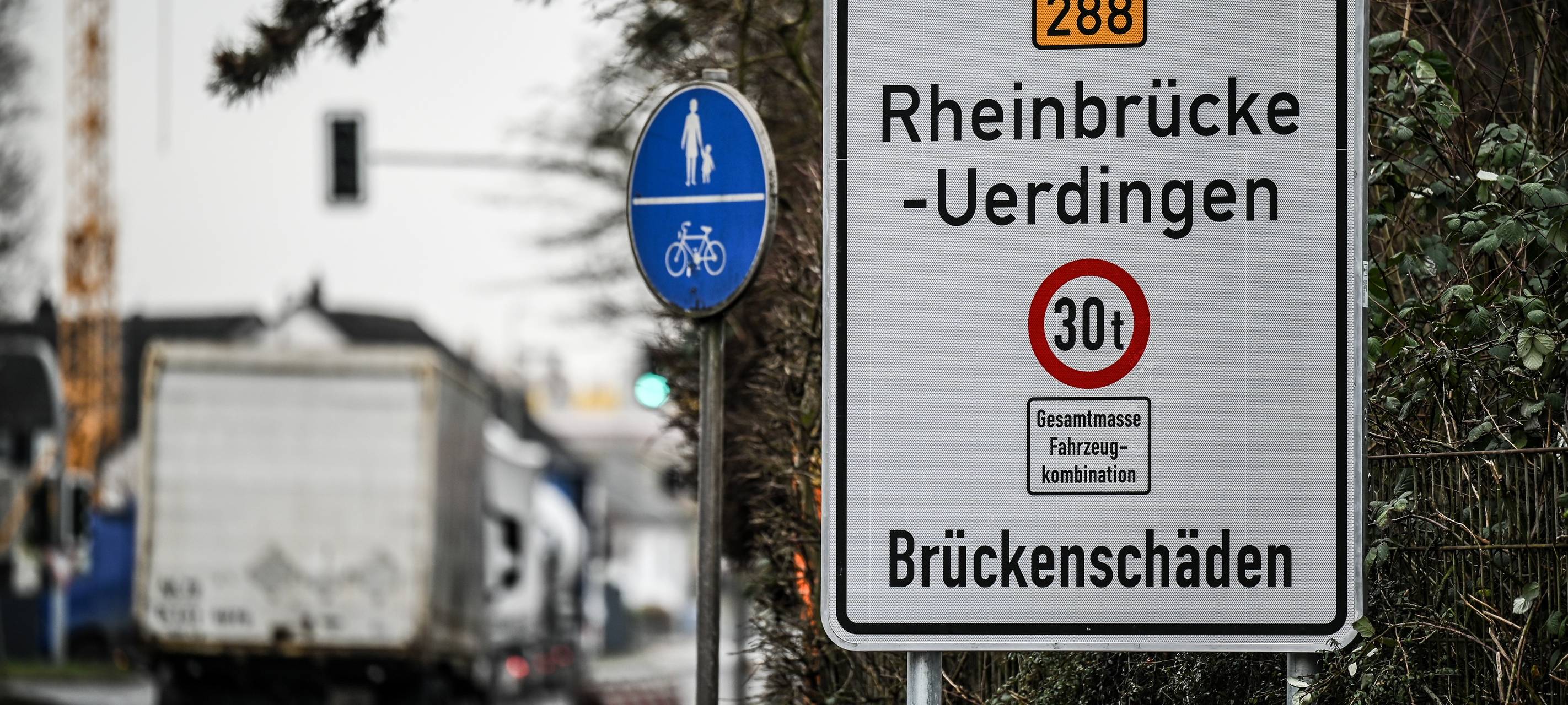 Änderung bei Sanierung der Uerdinger Rheinbrücke