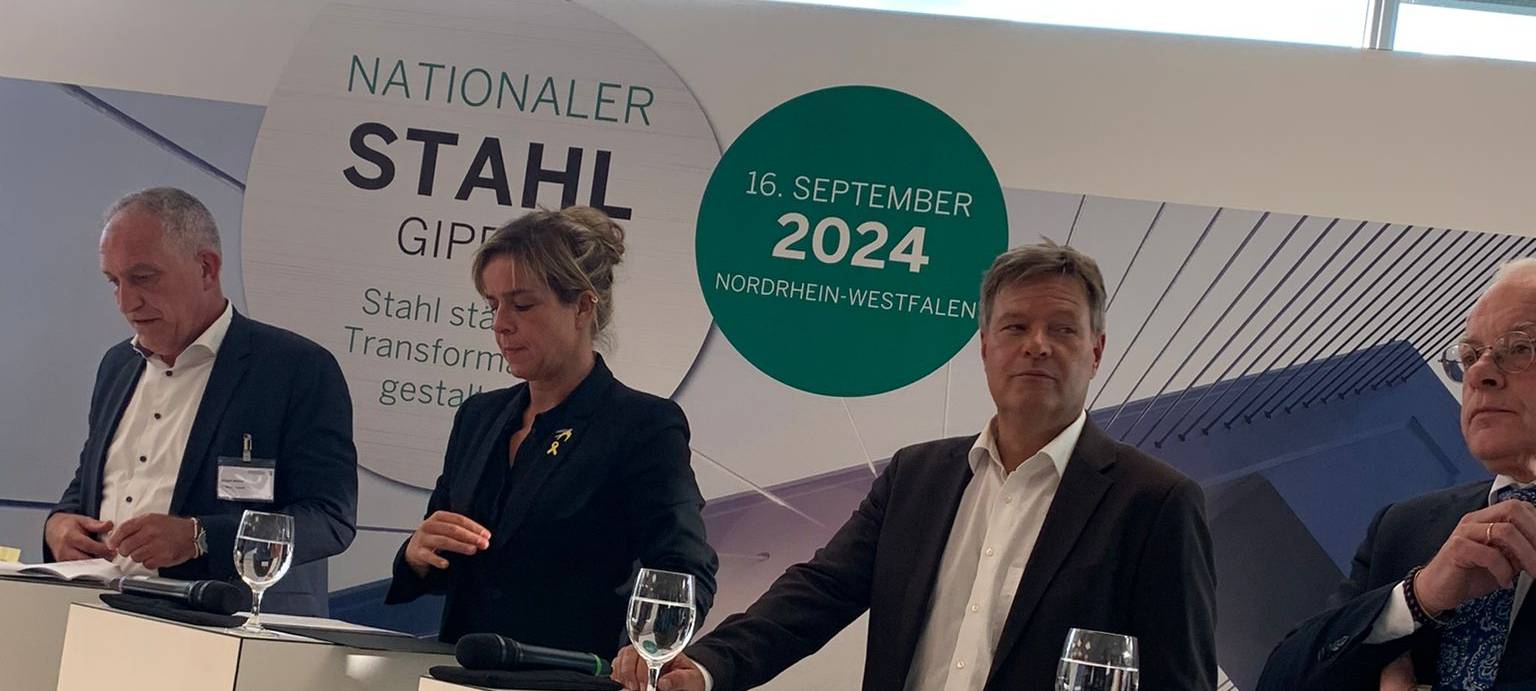 Stahl soll in Duisburg weiter Zukunft haben